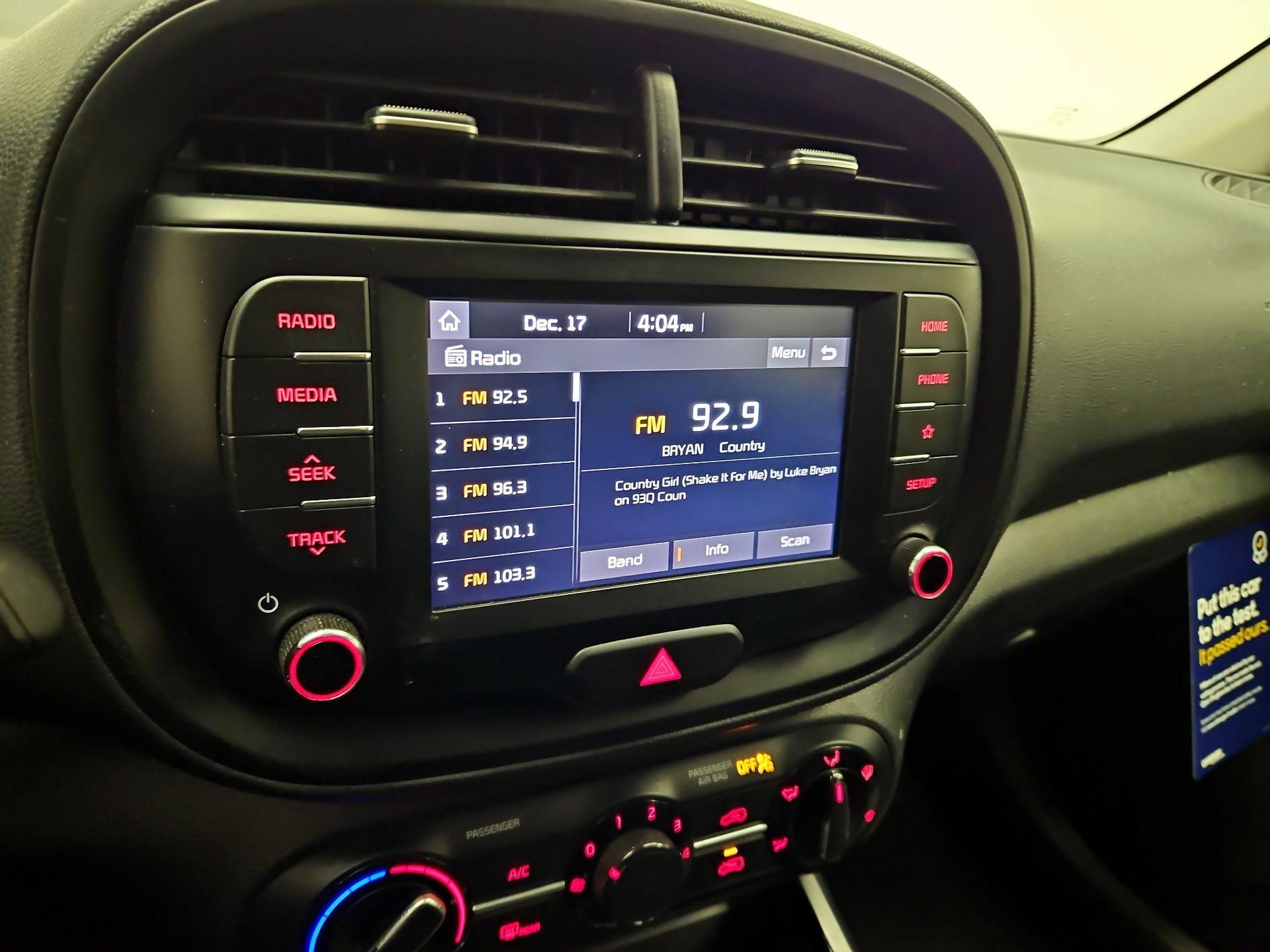 Thumbnail: 2020 Kia Soul - 15