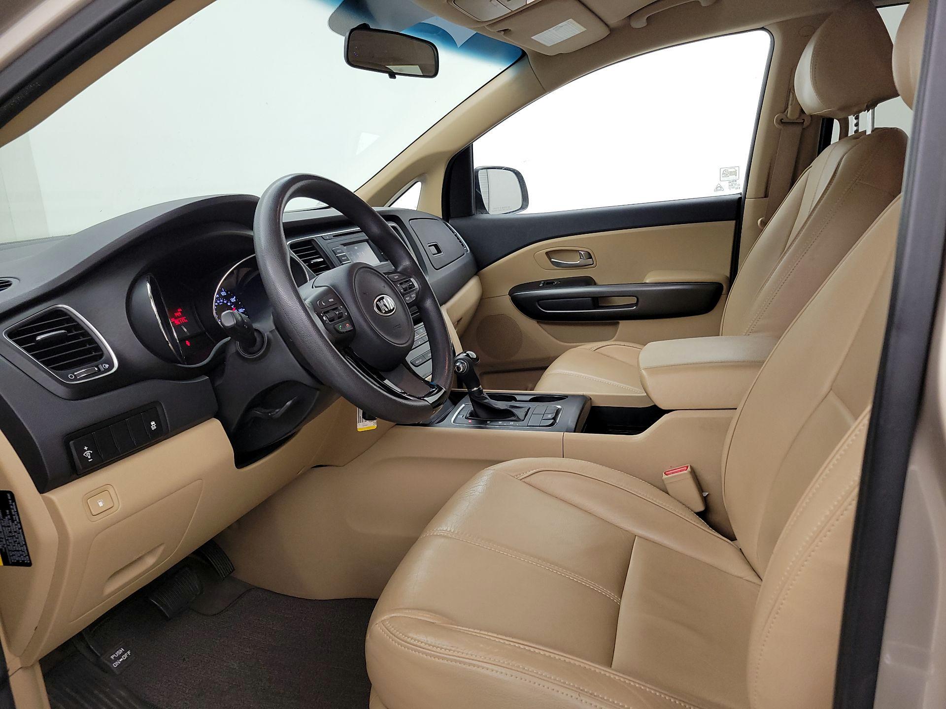 Thumbnail: 2016 Kia Sedona - 11