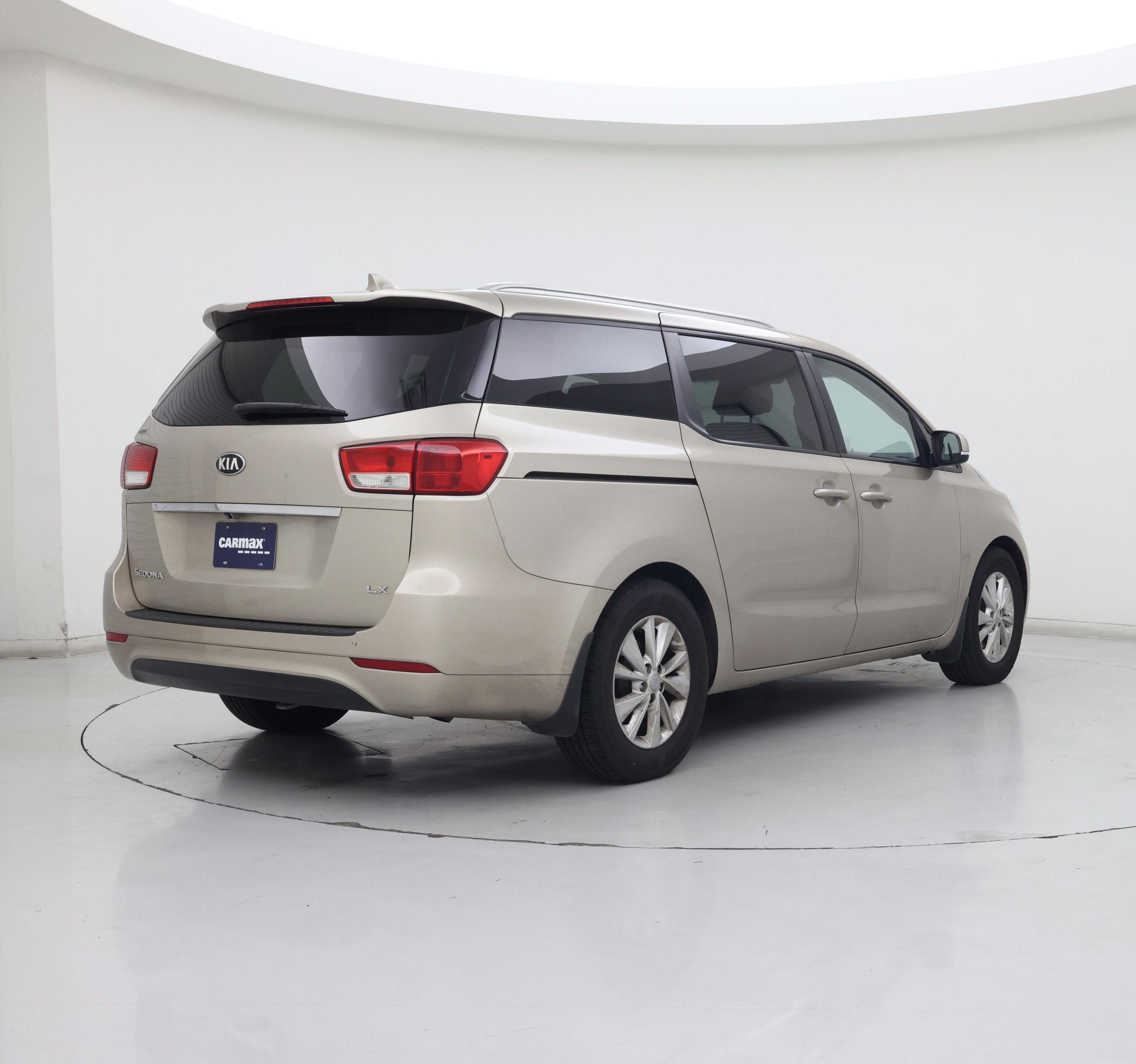 Thumbnail: 2016 Kia Sedona - 8