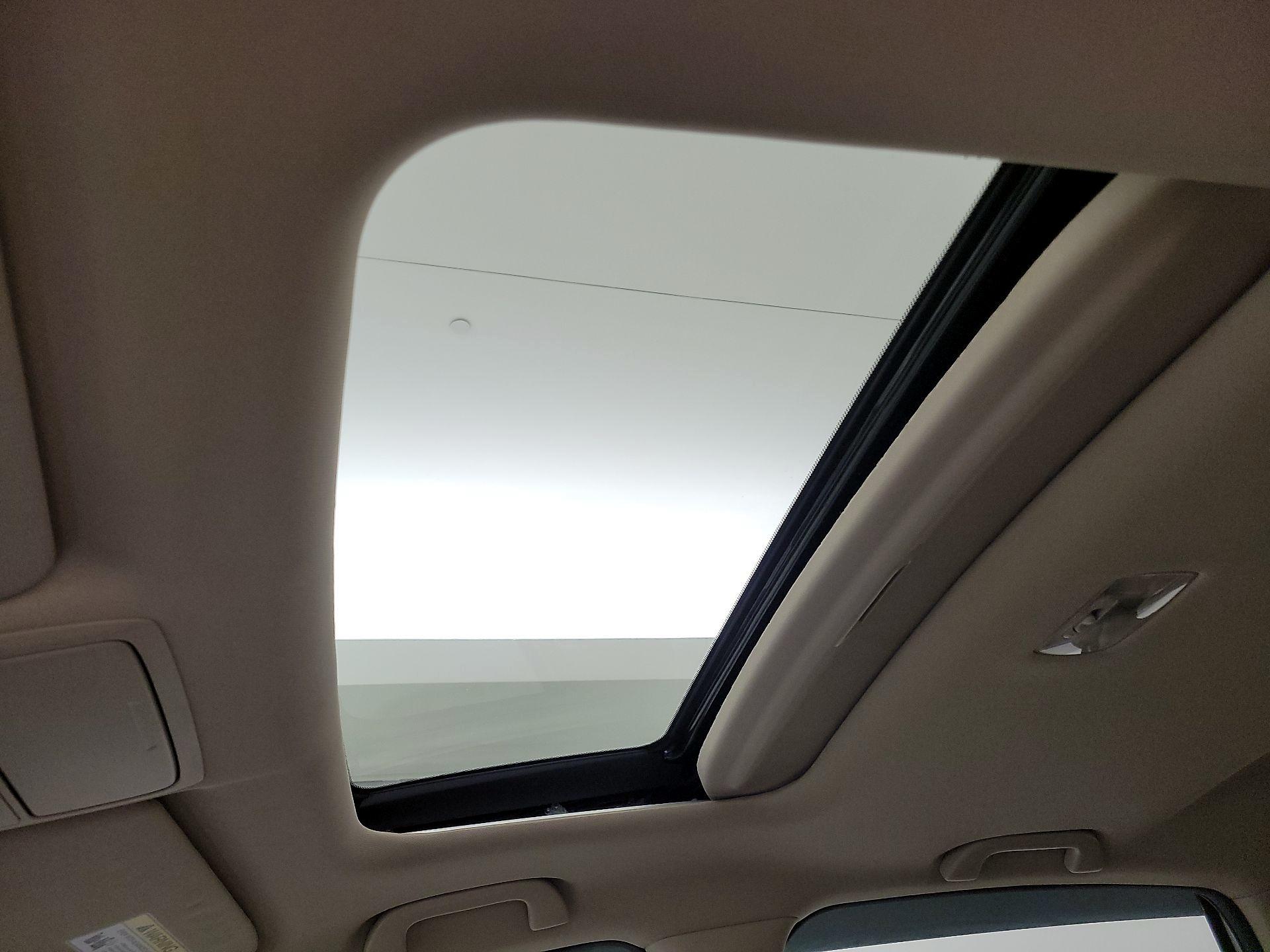 Thumbnail: 2015 Honda CR-V - 20