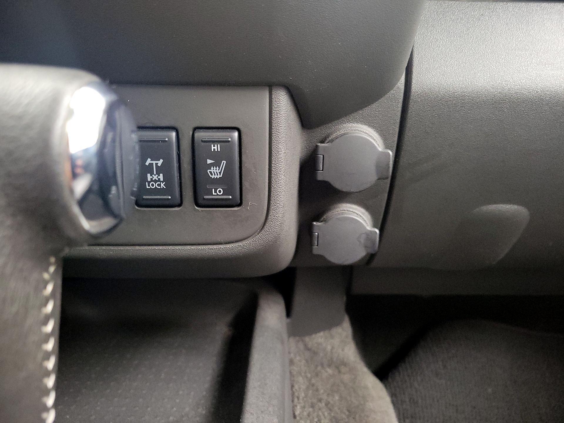 Thumbnail: 2014 Nissan Frontier - 19