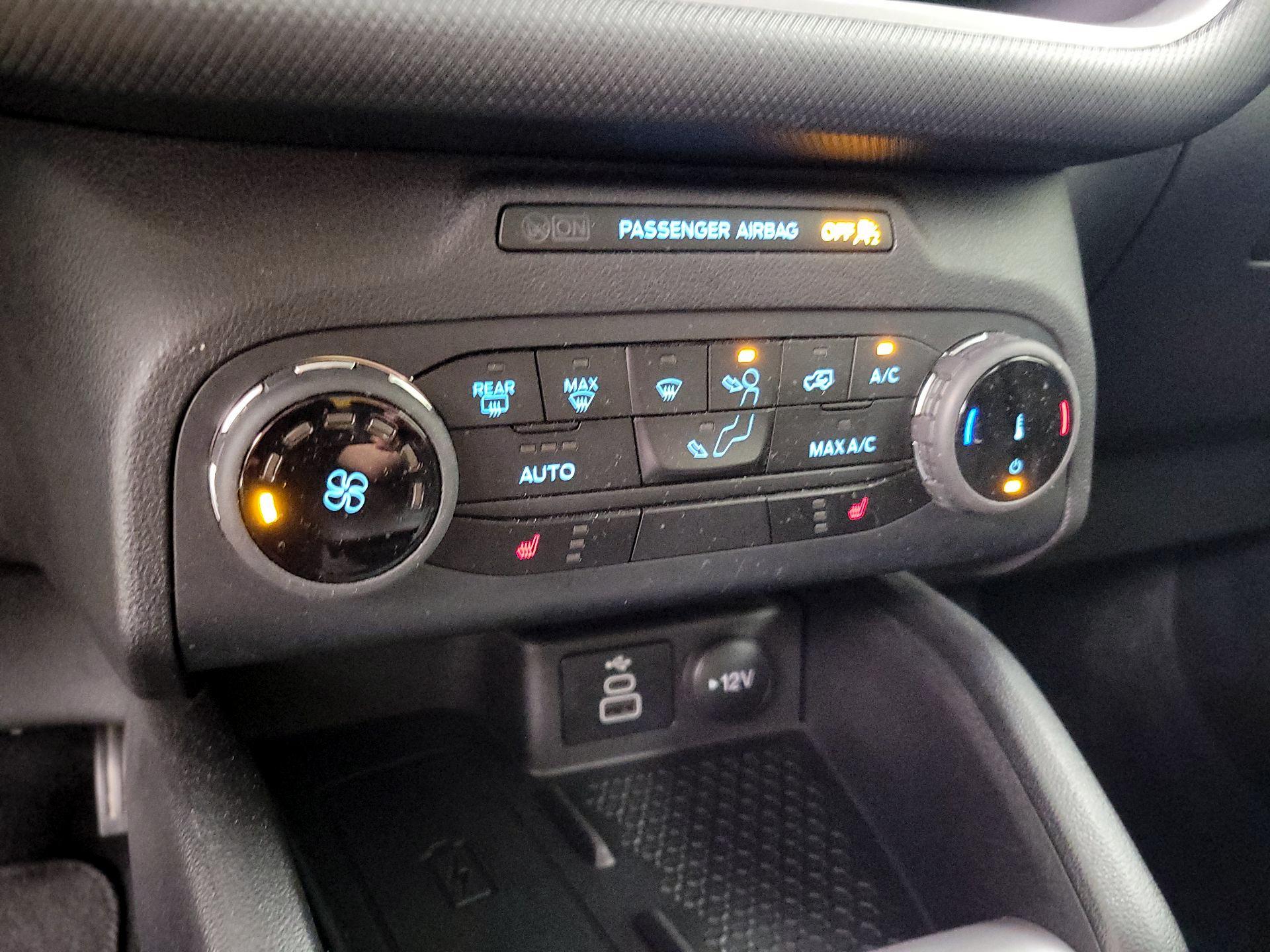 Thumbnail: 2023 Ford Bronco Sport - 16