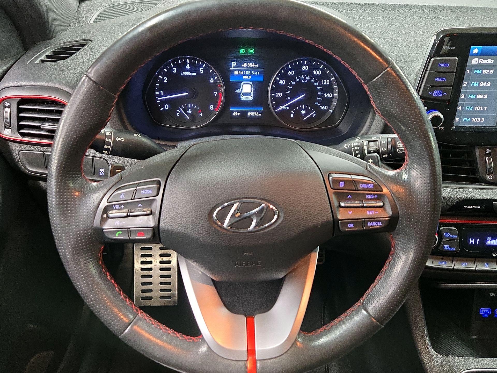 Thumbnail: 2018 Hyundai Elantra - 10