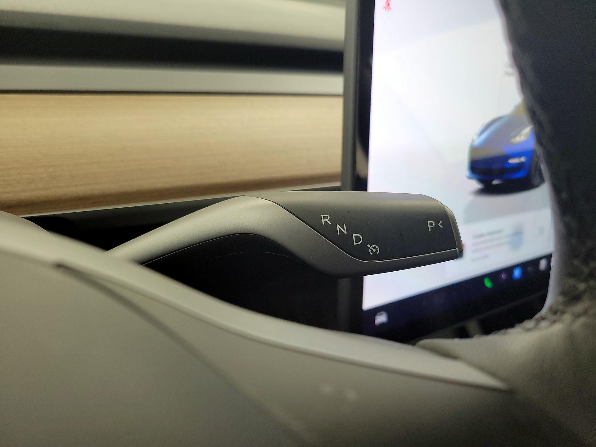 Thumbnail: 2022 Tesla Model 3 - 17