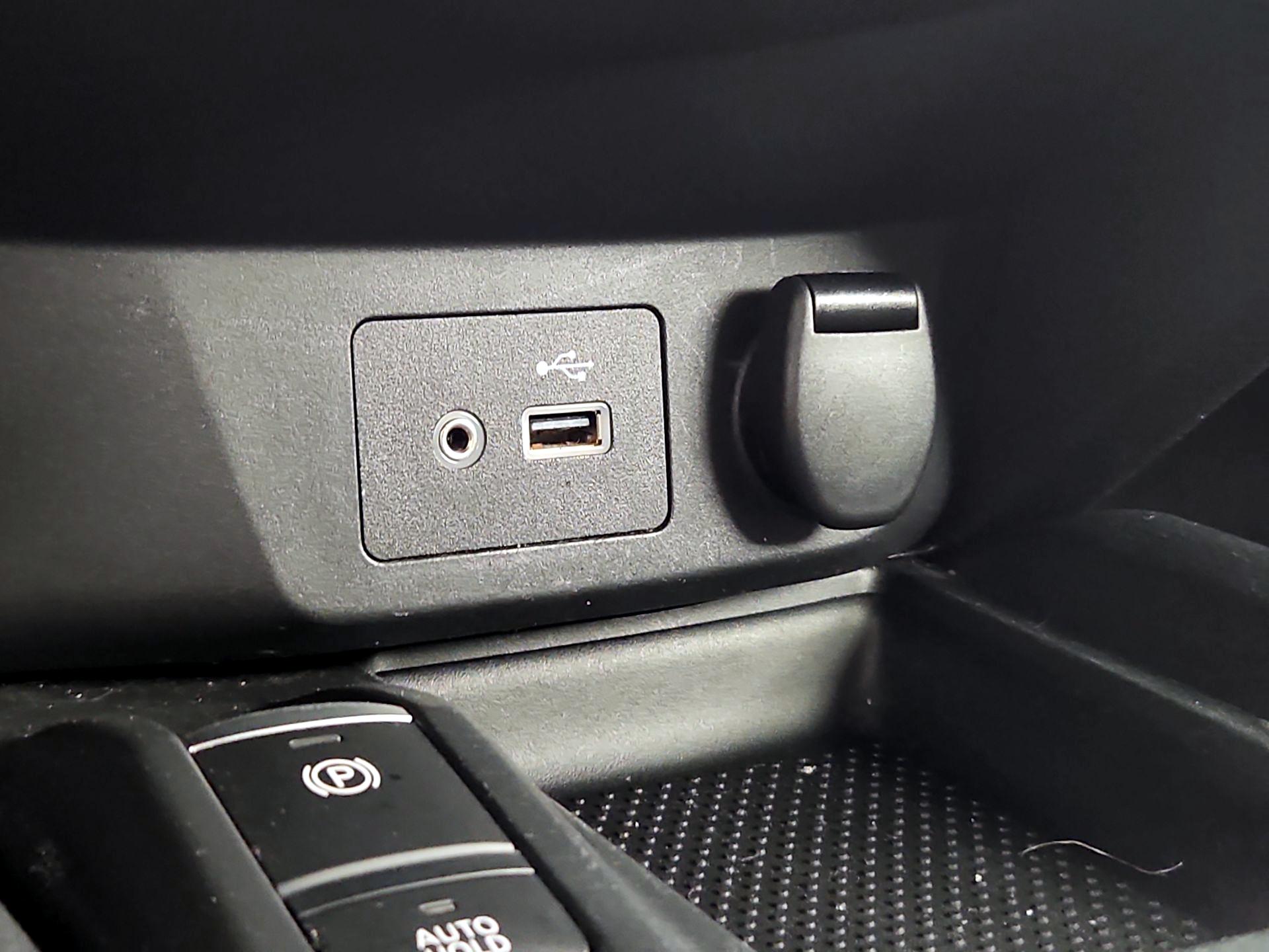 Thumbnail: 2019 Nissan Rogue - 19