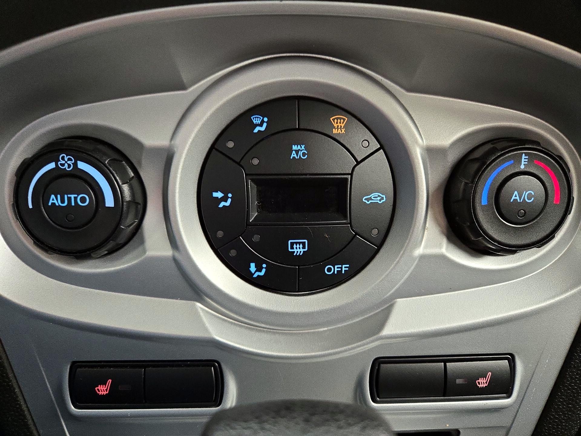 Thumbnail: 2019 Ford Fiesta - 16