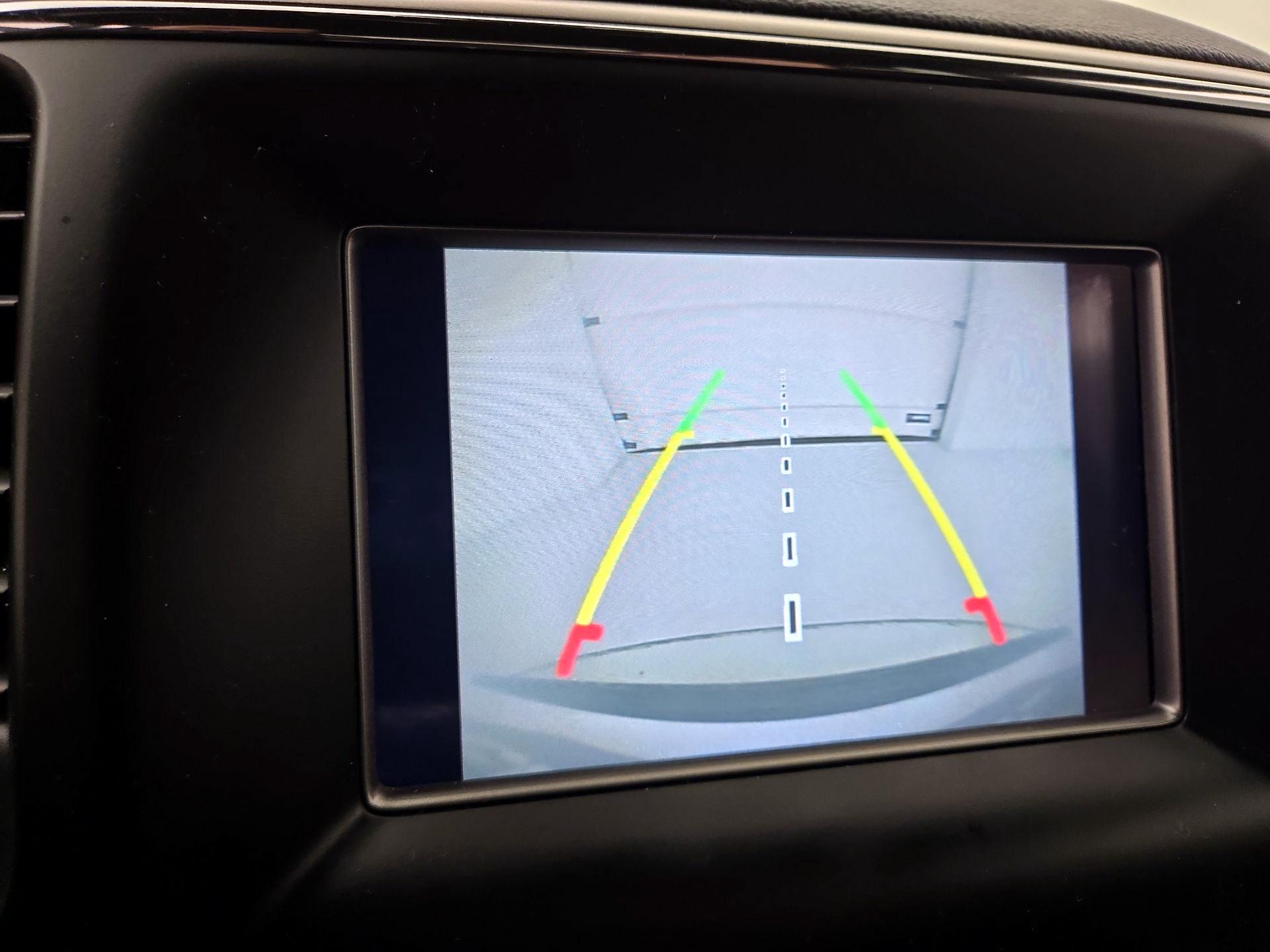 Thumbnail: 2019 Jeep Grand Cherokee - 13