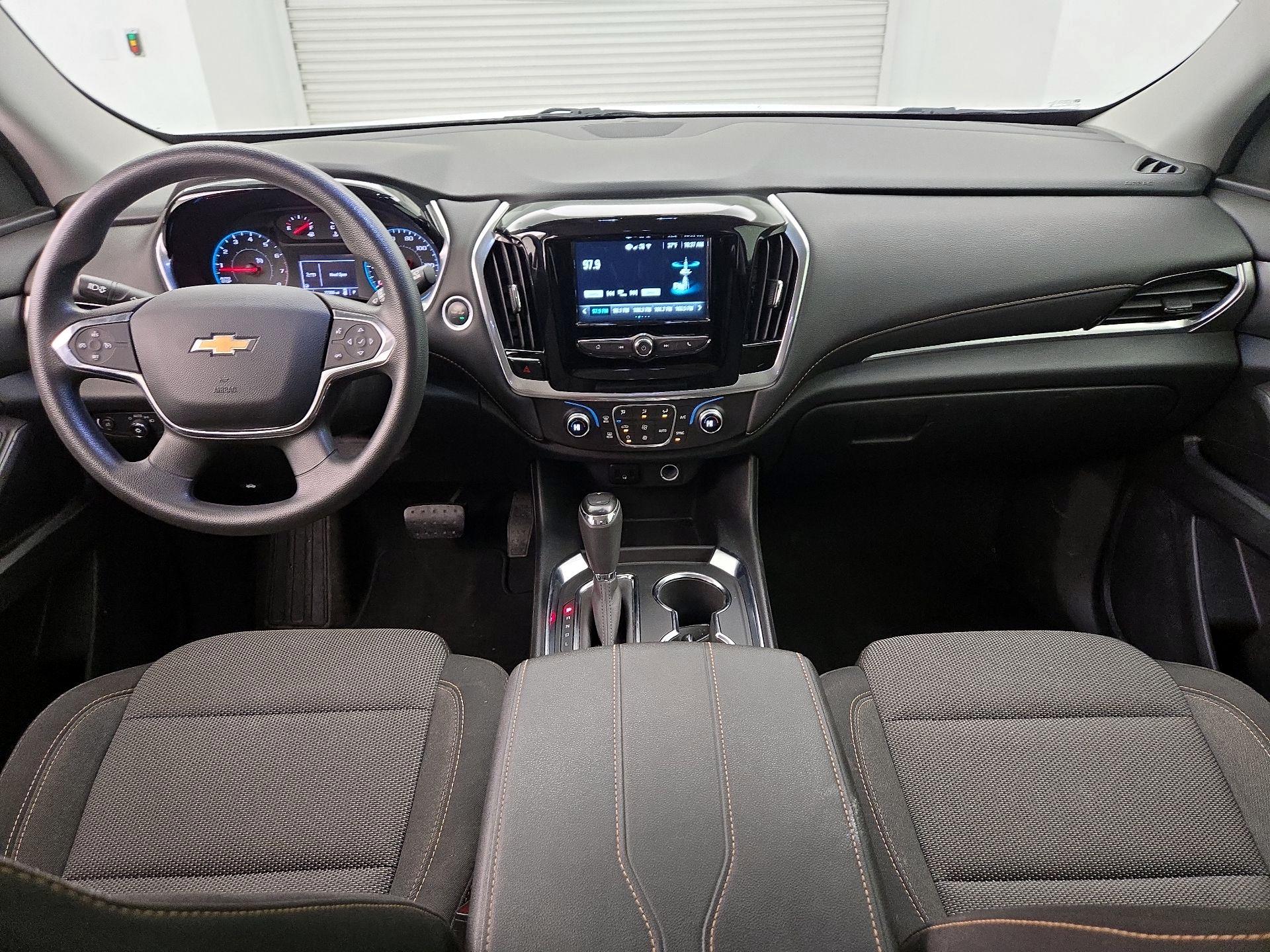 Thumbnail: 2019 Chevrolet Traverse - 9