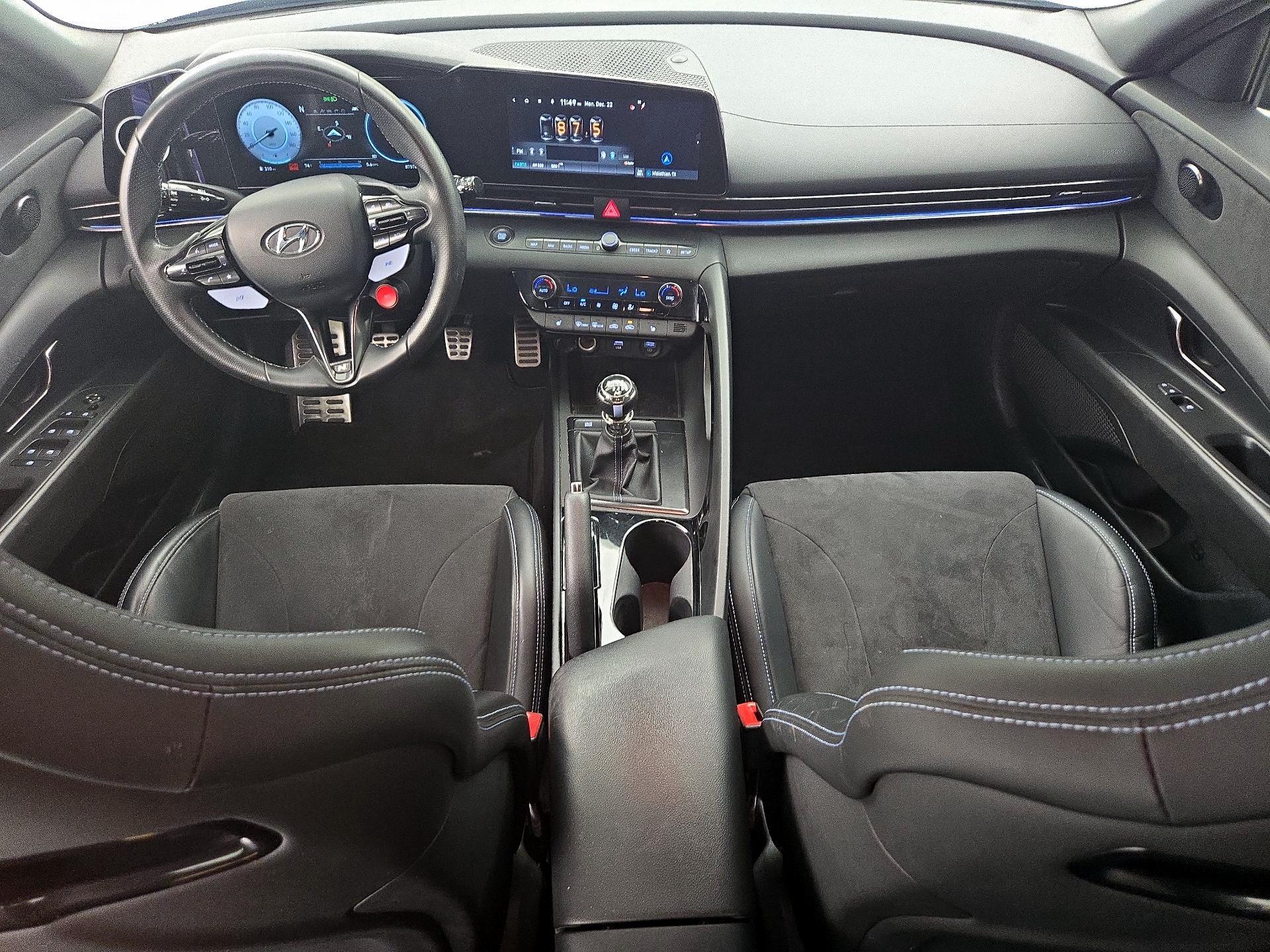 Thumbnail: 2022 Hyundai Elantra - 9