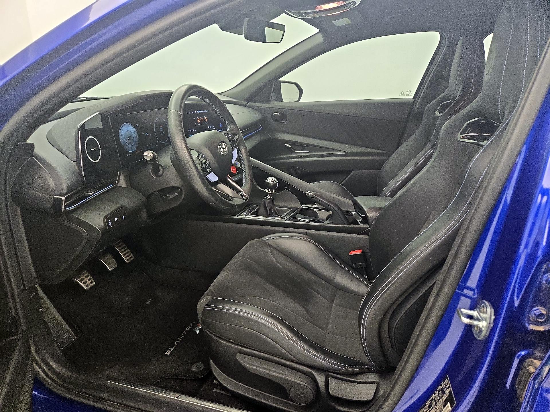 Thumbnail: 2022 Hyundai Elantra - 11