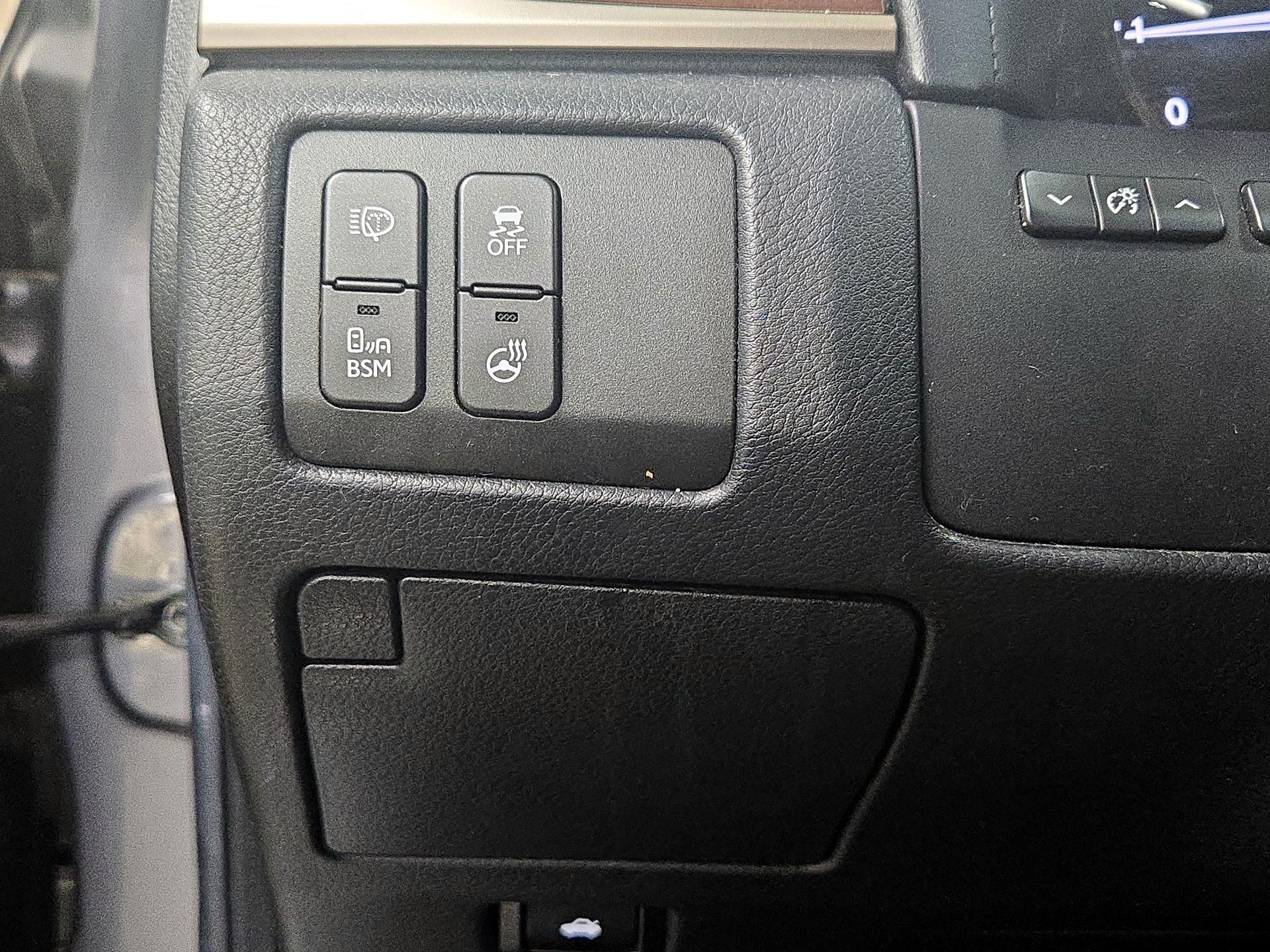 Thumbnail: 2014 Lexus GS - 13