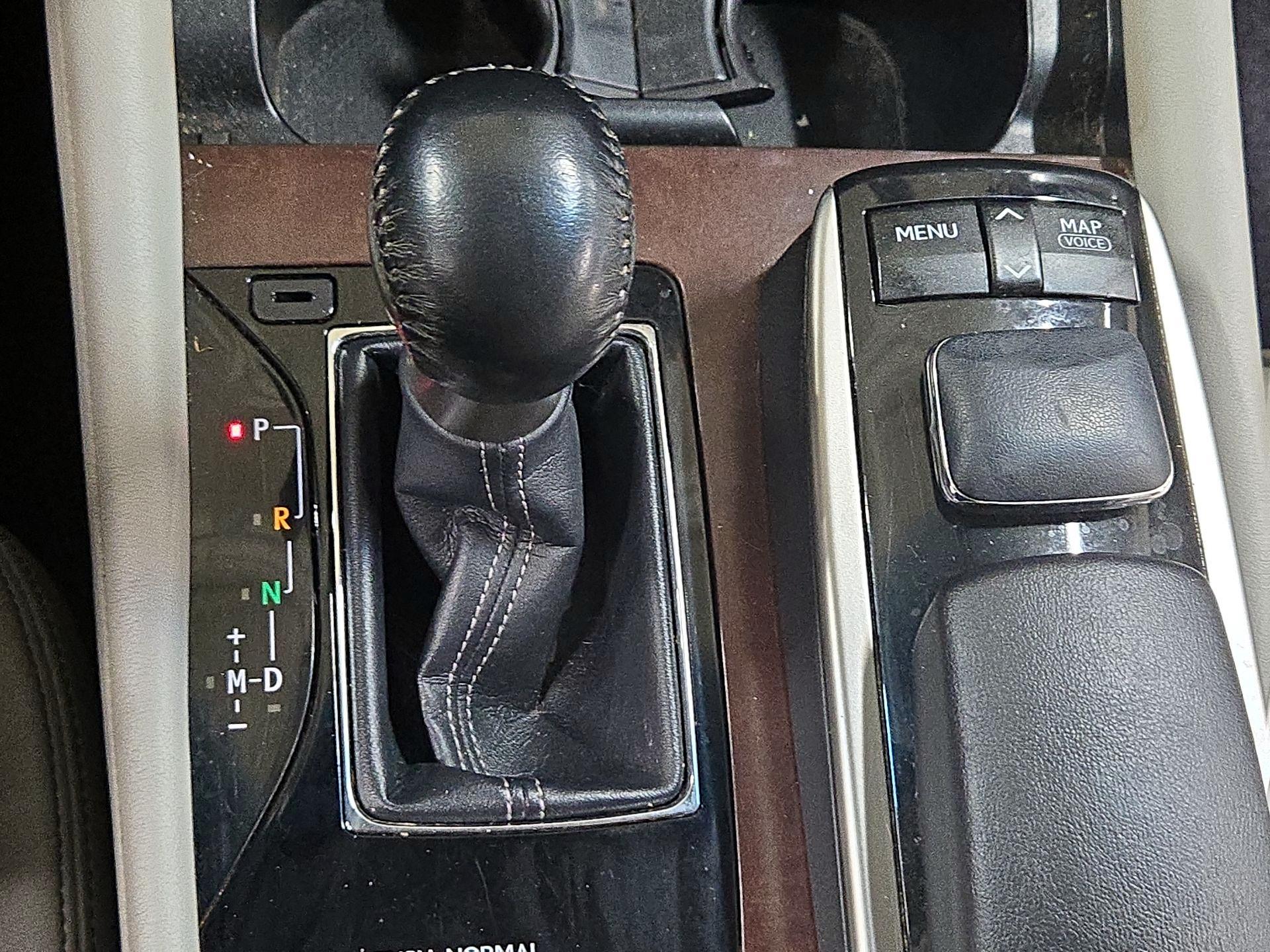 Thumbnail: 2014 Lexus GS - 18