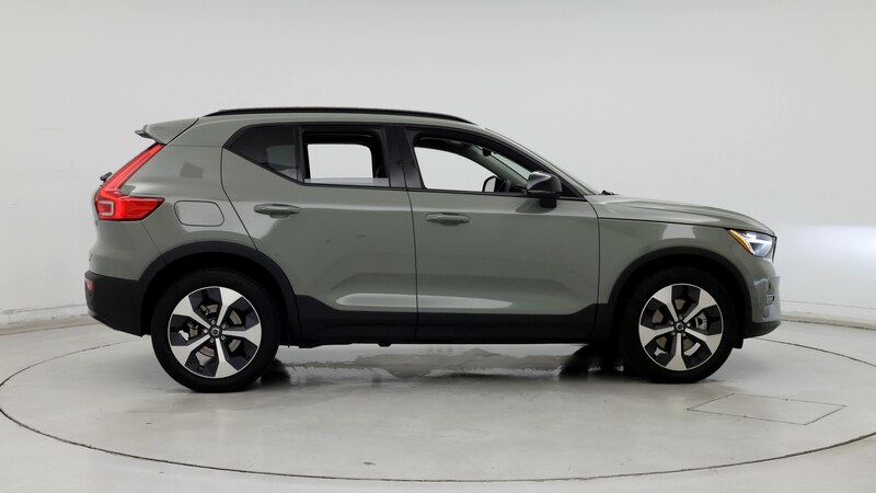 2024 Volvo XC40 B5 Core 7