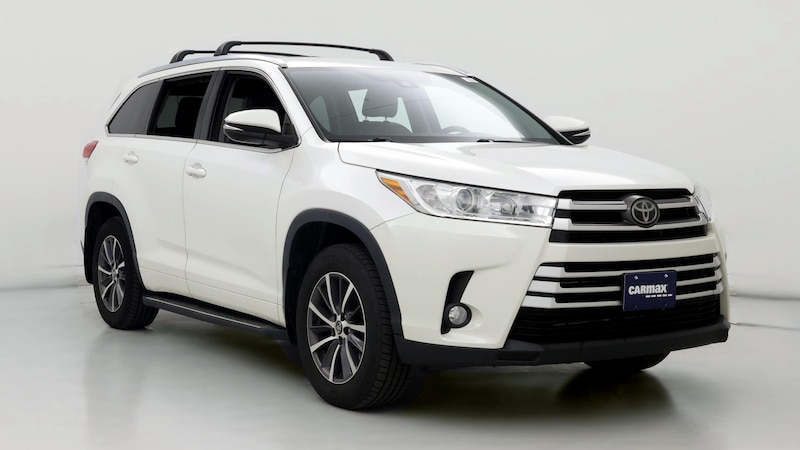 2018 Toyota Highlander XLE Hero Image