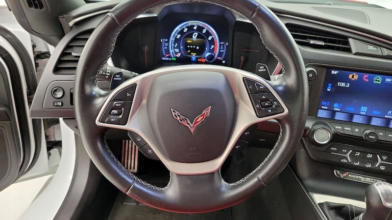 2015 Chevrolet Corvette Stingray 10