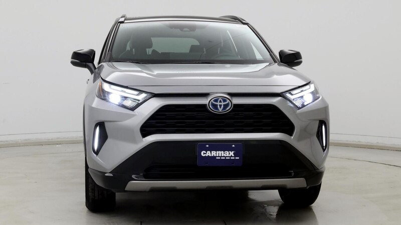 2024 Toyota RAV4 XSE 5