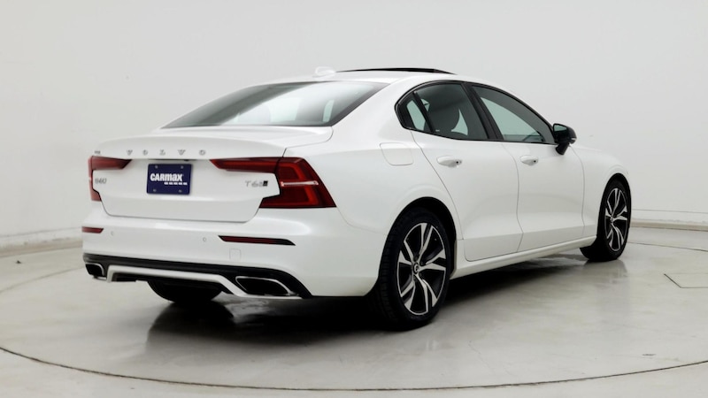 2019 Volvo S60 T6 R-Design 8