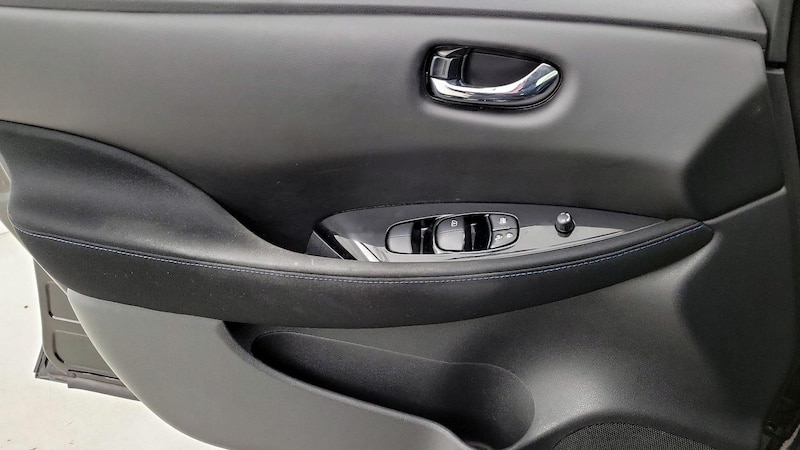 2018 Nissan Leaf SV 12