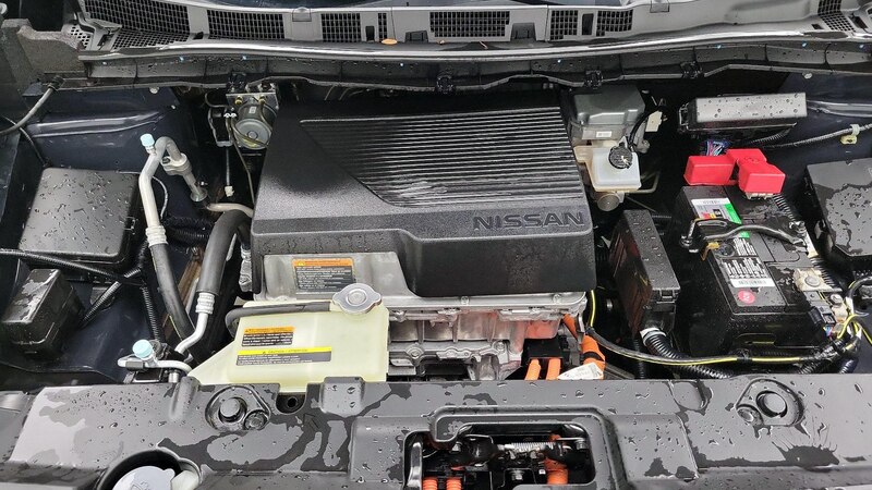 2018 Nissan Leaf SV 22
