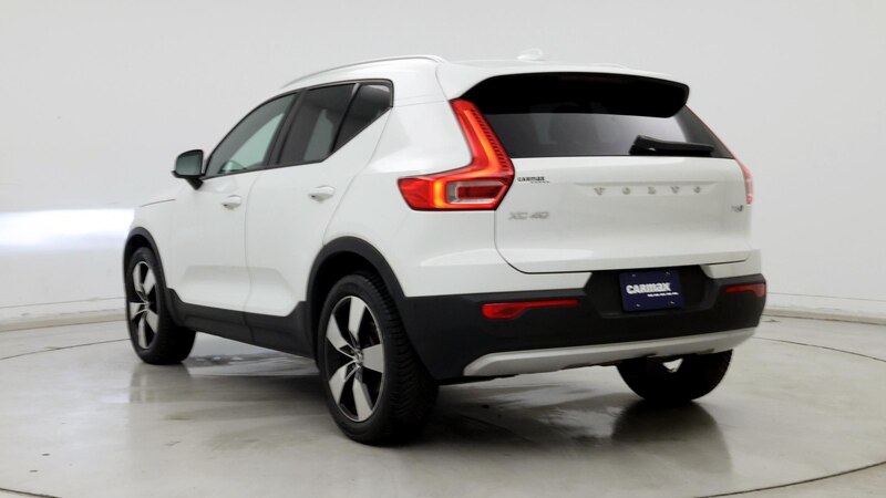 2019 Volvo XC40 T5 Momentum 2