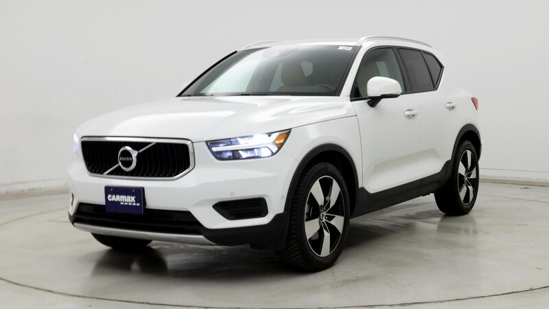 2019 Volvo XC40 T5 Momentum 4