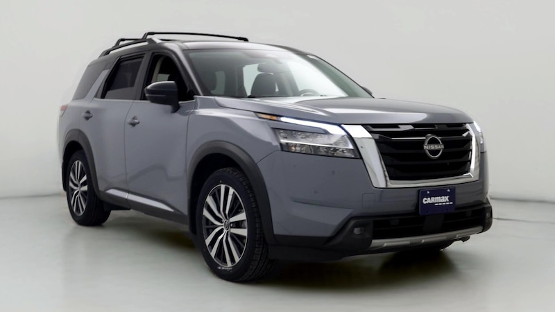 2022 Nissan Pathfinder Platinum Hero Image