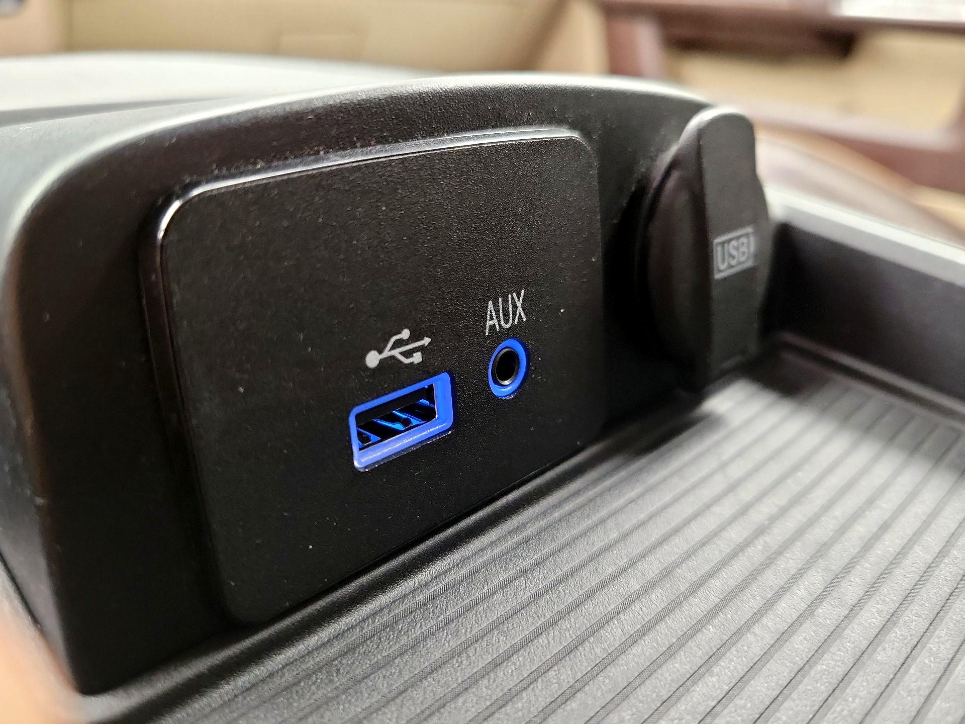 Thumbnail: 2017 RAM 3500 - 19