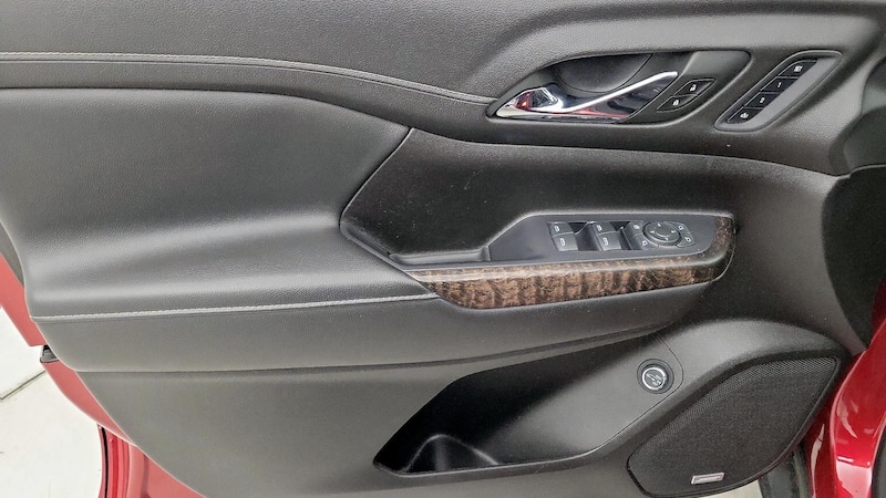 2022 GMC Acadia Denali 12