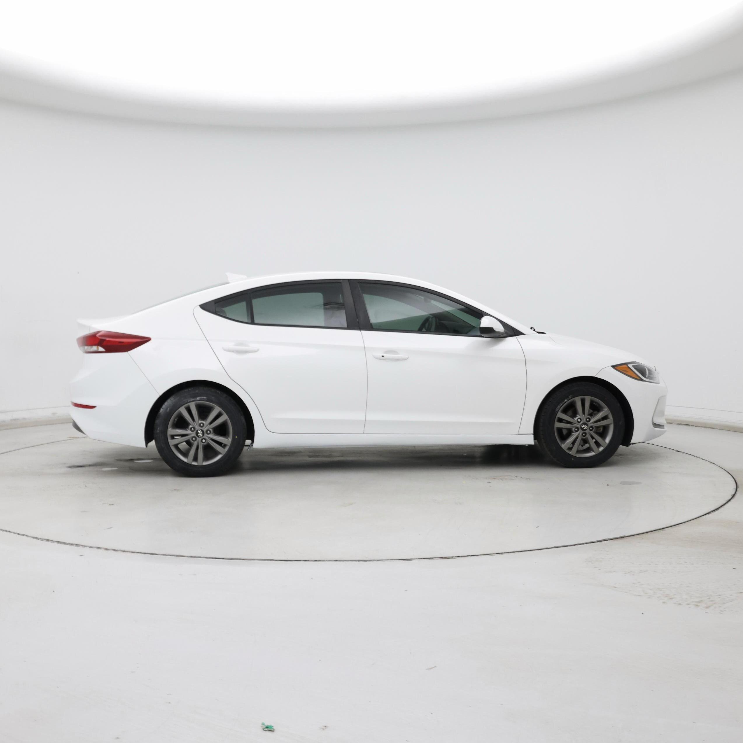 Thumbnail: 2017 Hyundai Elantra - 7