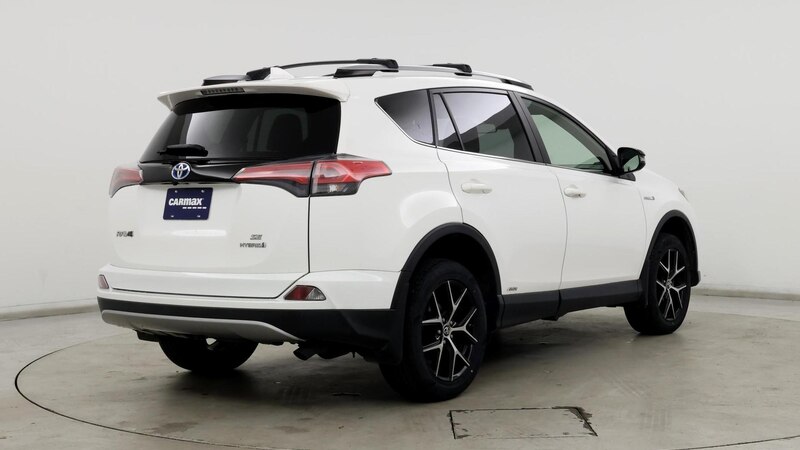 2017 Toyota RAV4 SE 8