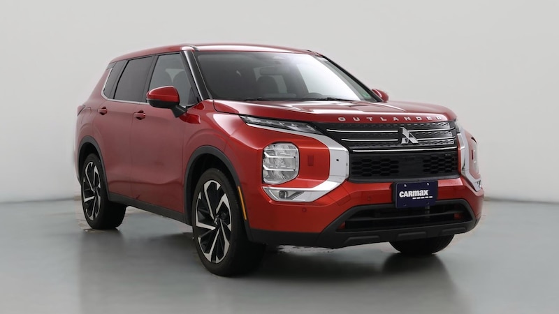 2022 Mitsubishi Outlander SE Hero Image