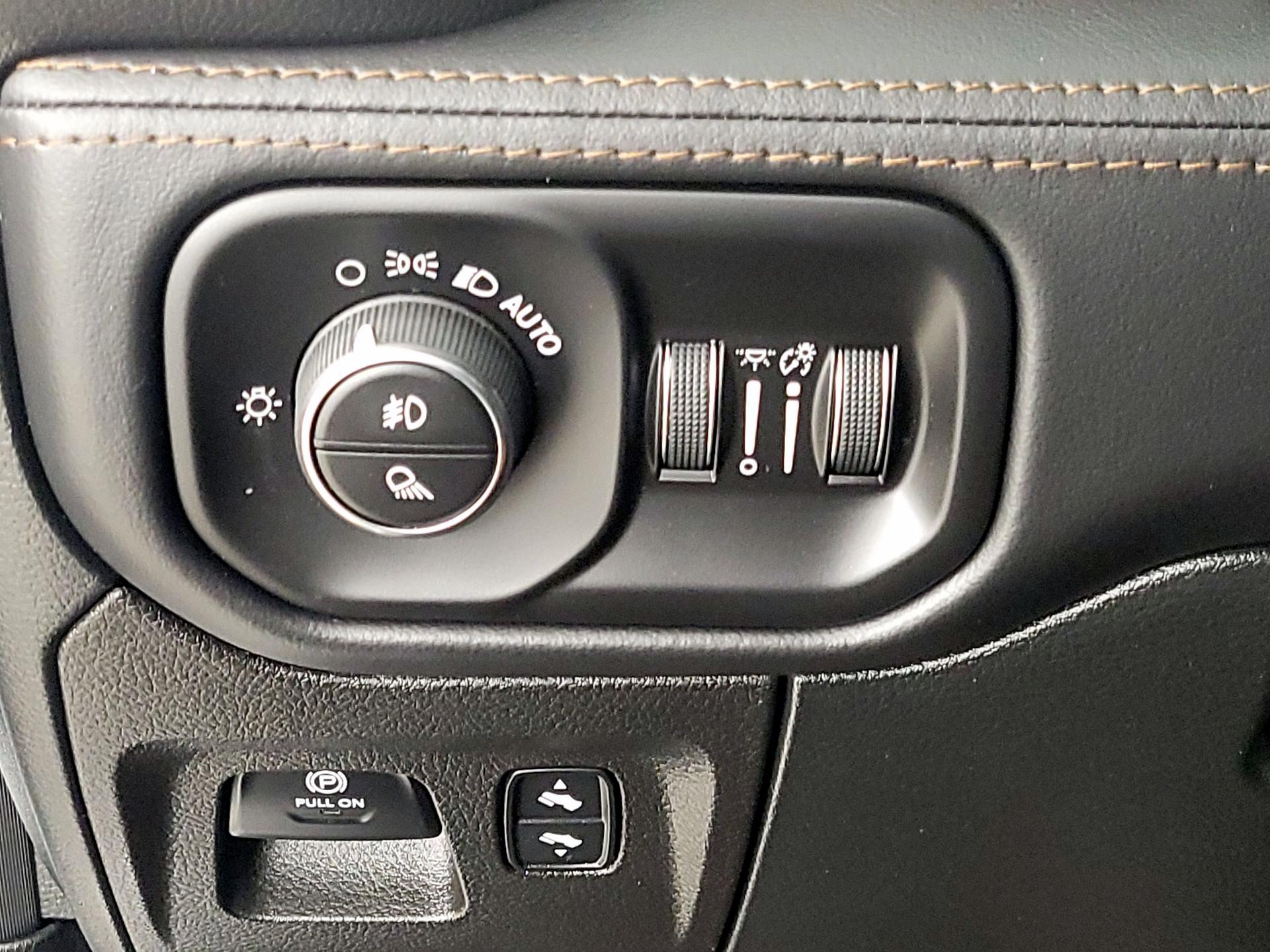 Thumbnail: 2022 RAM 1500 - 13