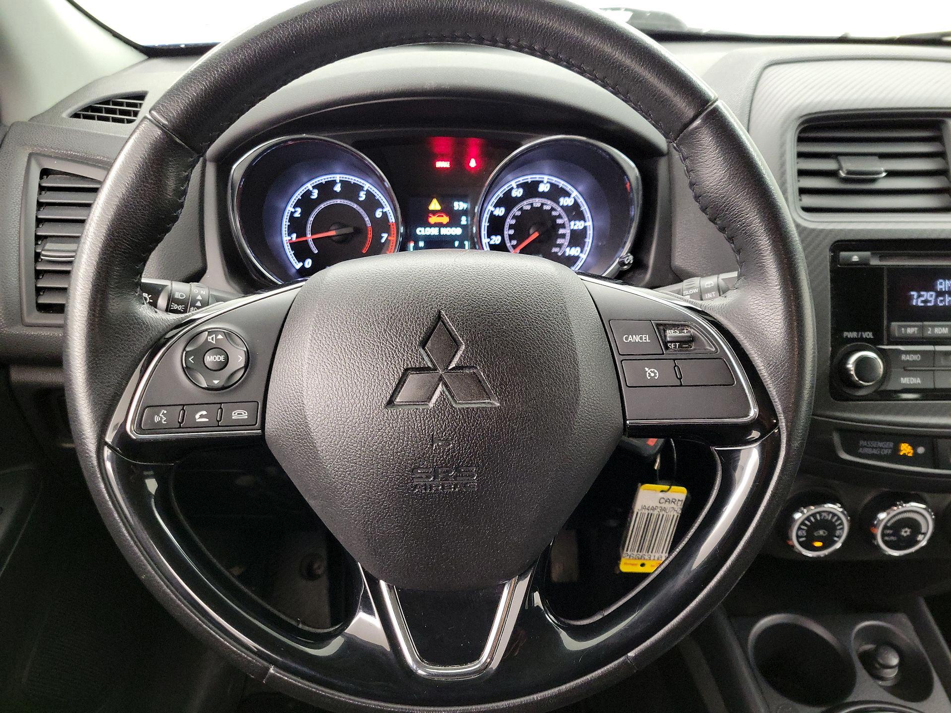 Thumbnail: 2017 Mitsubishi Outlander Sport - 10