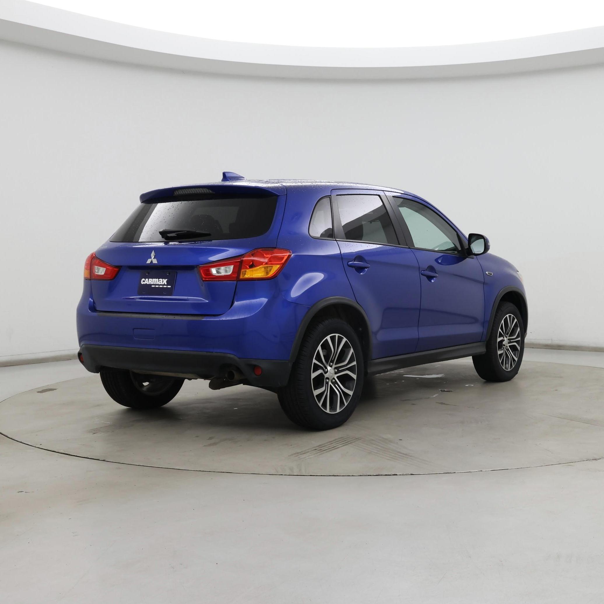 Thumbnail: 2017 Mitsubishi Outlander Sport - 8