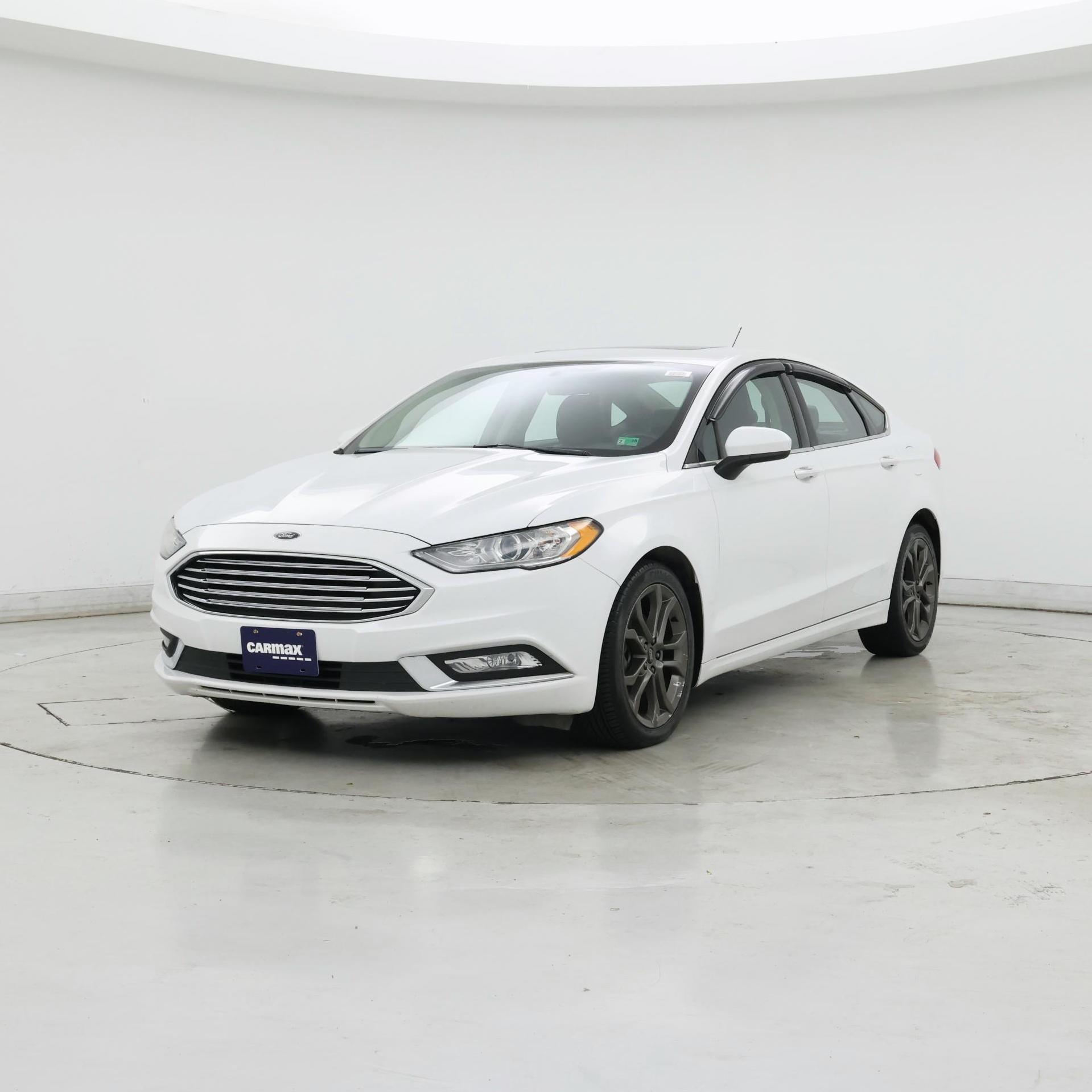 Thumbnail: 2017 Ford Fusion - 4