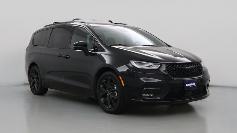 2022 Chrysler Pacifica Limited Hero Image