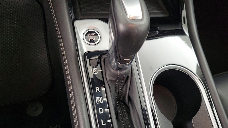2023 Nissan Altima SL 18