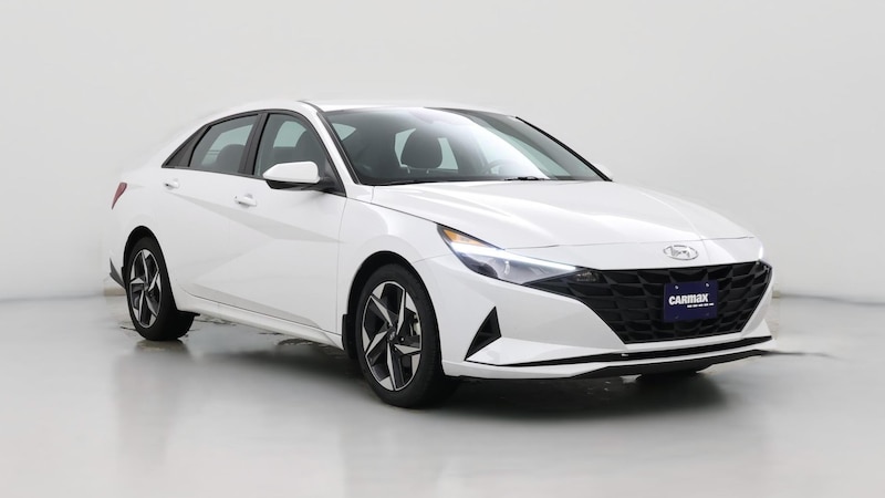 2023 Hyundai Elantra SEL Hero Image