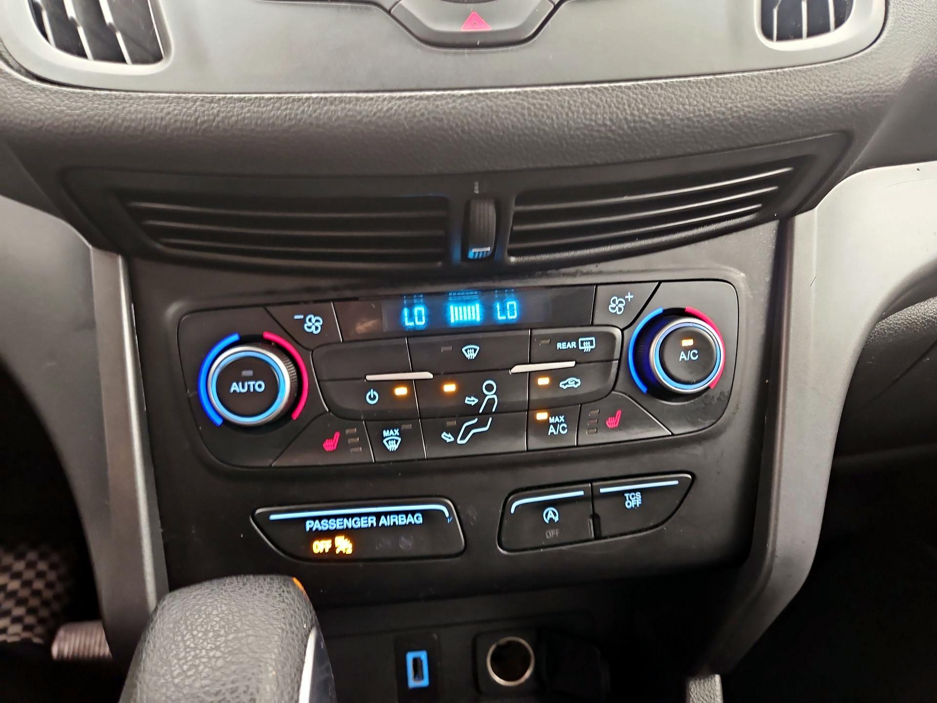 Thumbnail: 2018 Ford Escape - 16