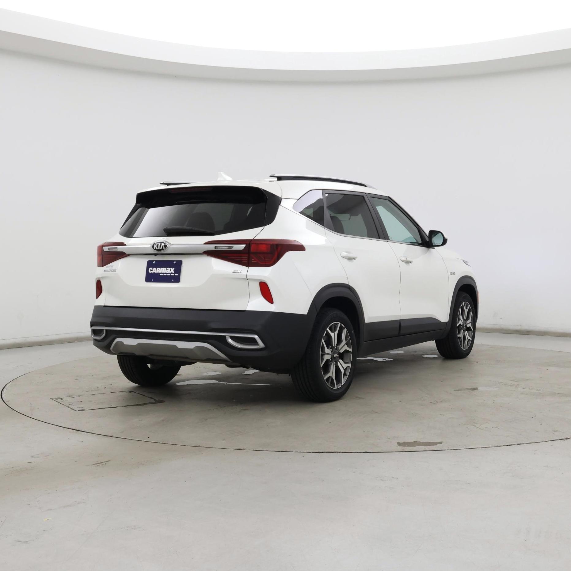 Thumbnail: 2021 Kia Seltos - 8
