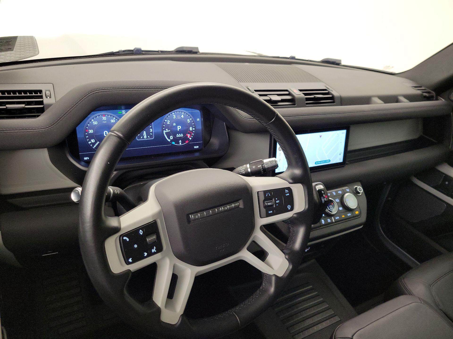 Thumbnail: 2021 Land Rover Defender - 9