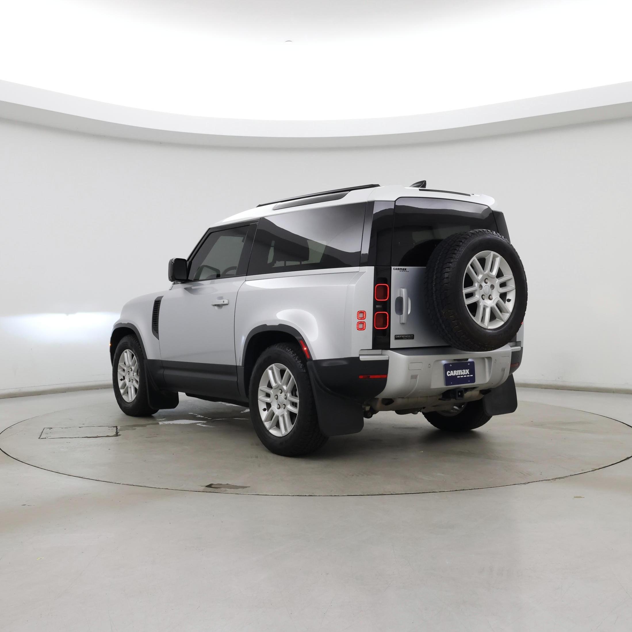 Thumbnail: 2021 Land Rover Defender - 2