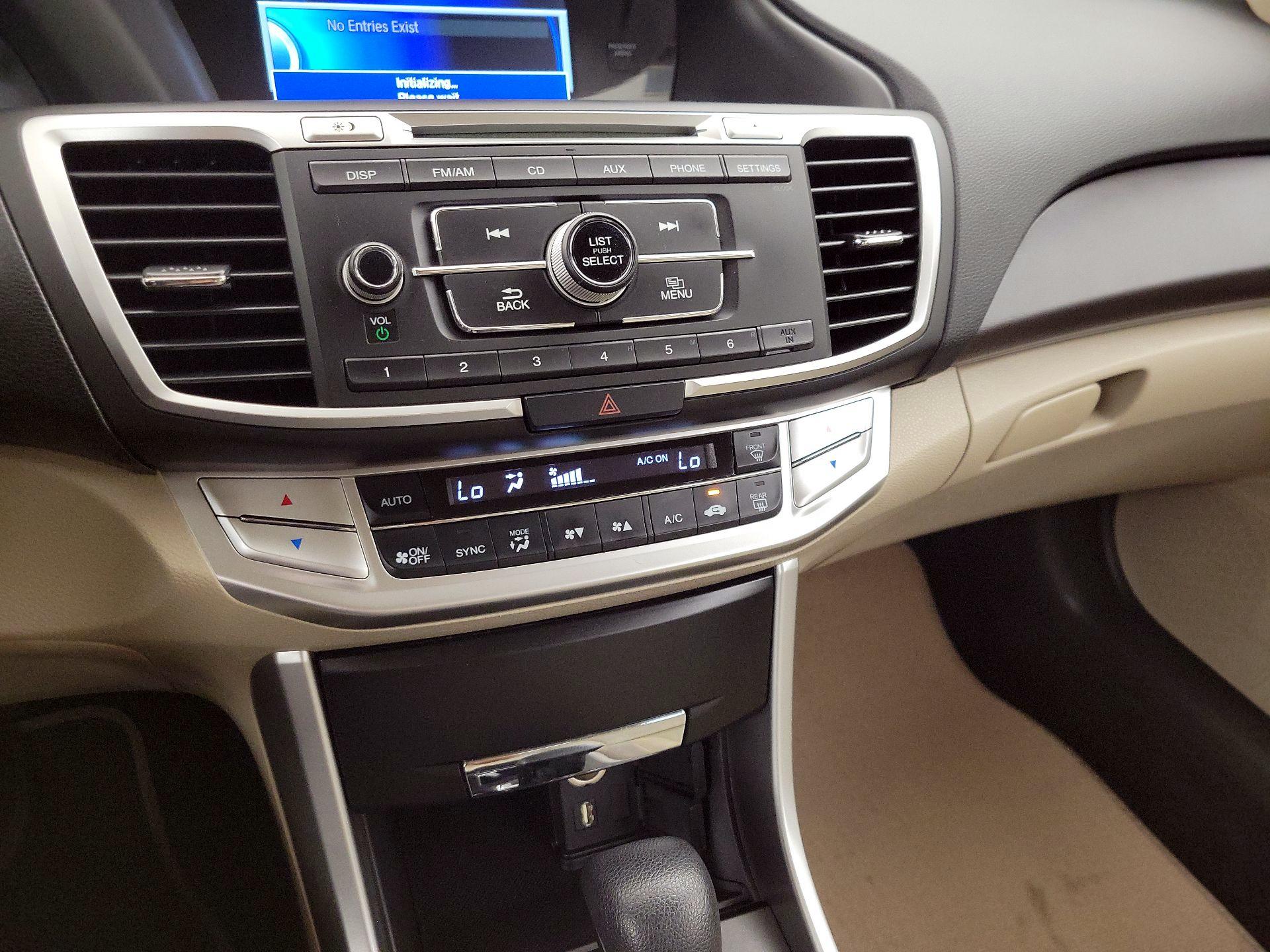 Thumbnail: 2015 Honda Accord - 16