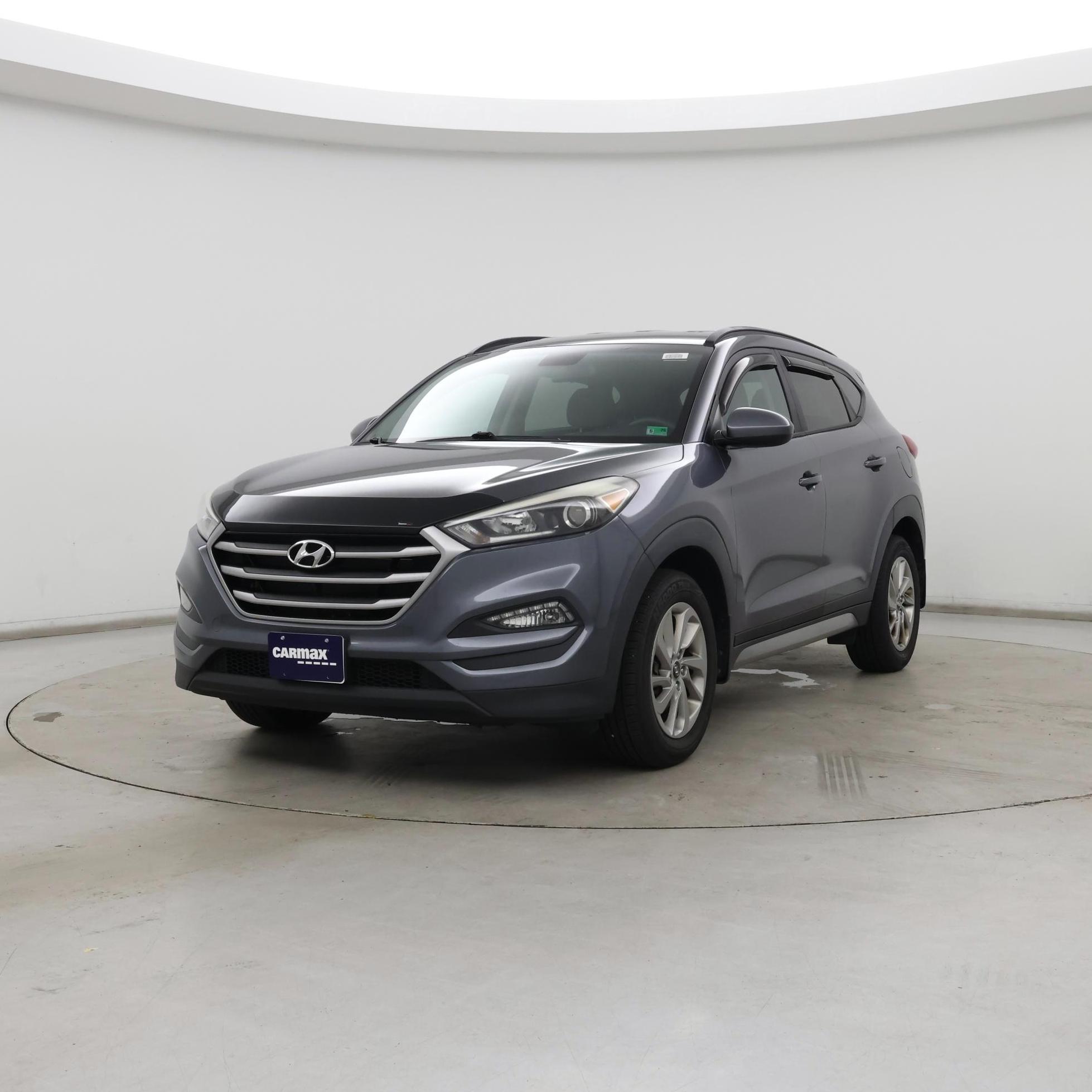 Thumbnail: 2017 Hyundai Tucson - 4