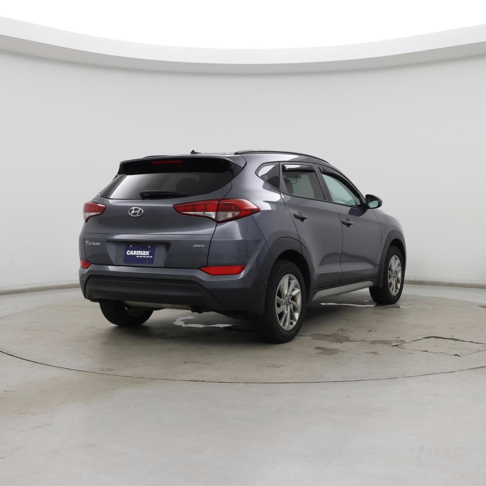 Thumbnail: 2017 Hyundai Tucson - 8
