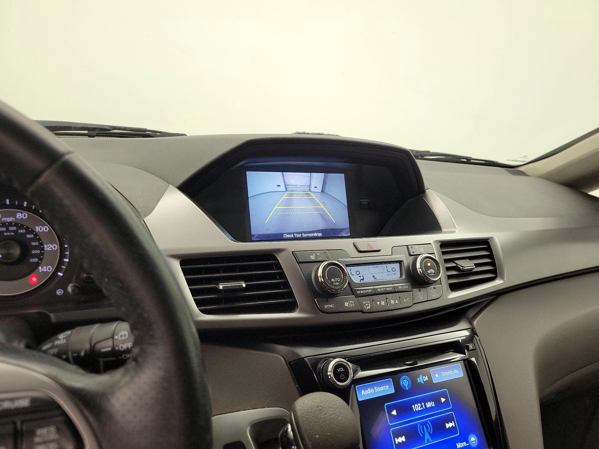 Thumbnail: 2014 Honda Odyssey - 14