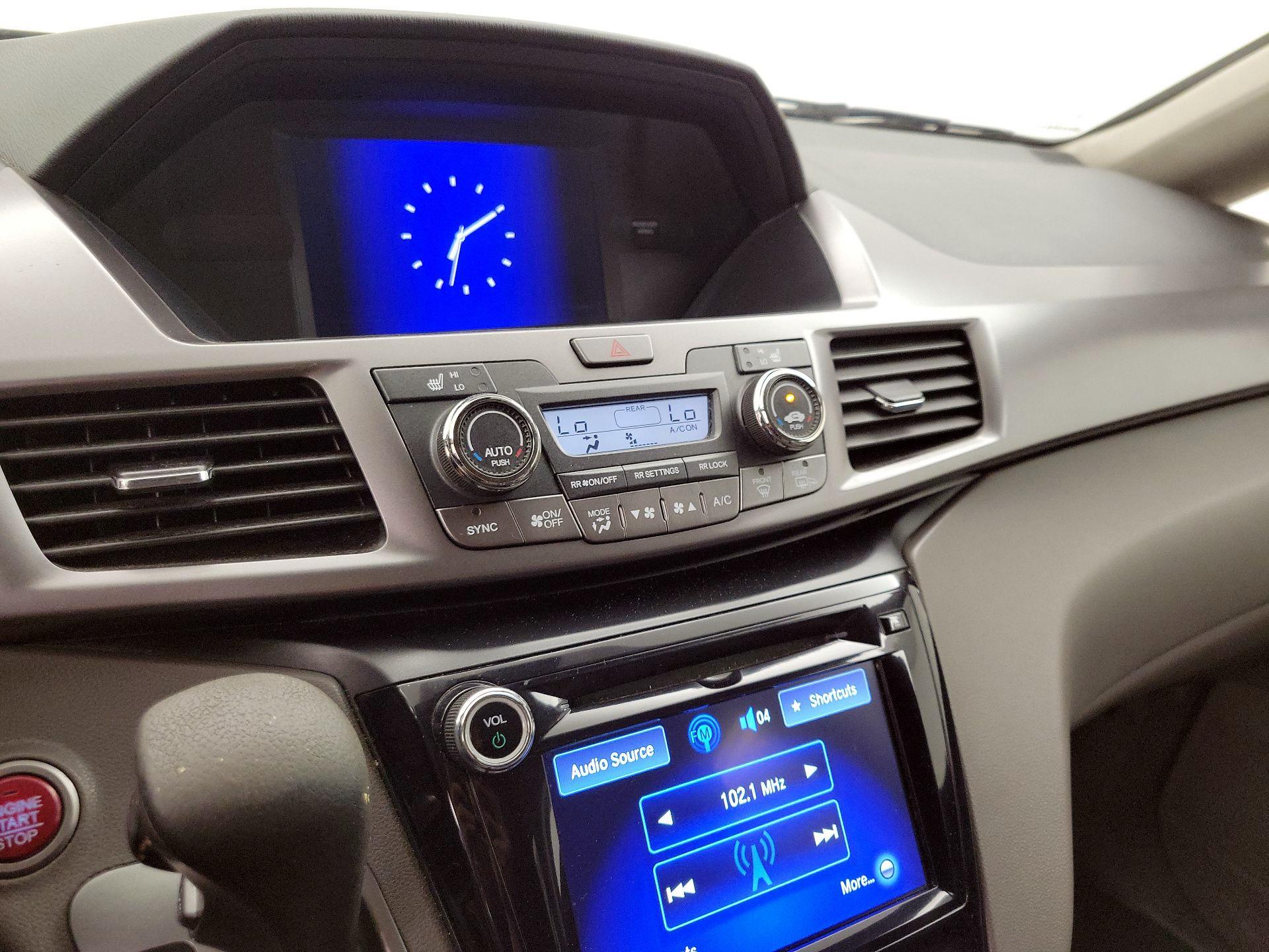 Thumbnail: 2014 Honda Odyssey - 16