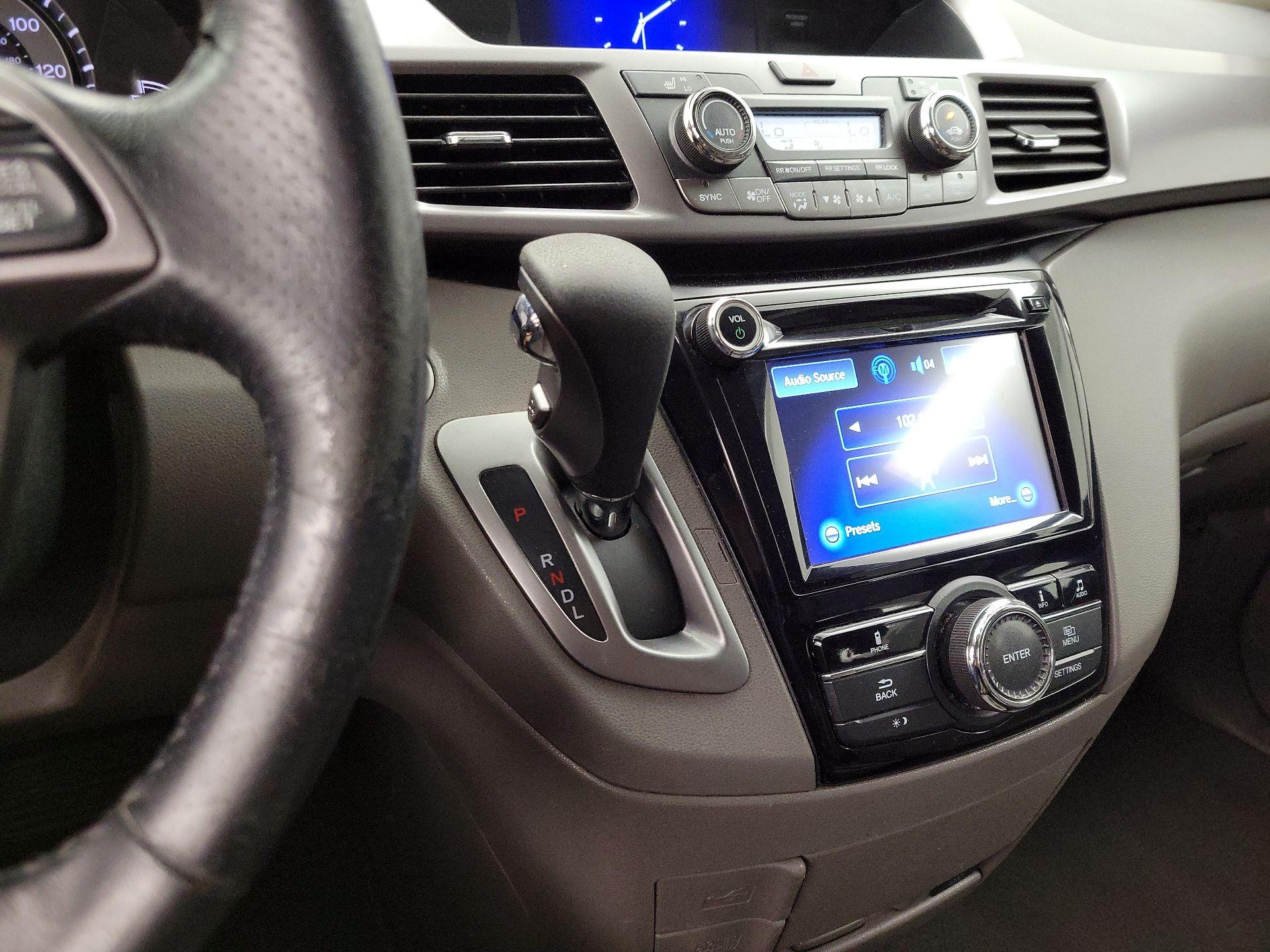 Thumbnail: 2014 Honda Odyssey - 17