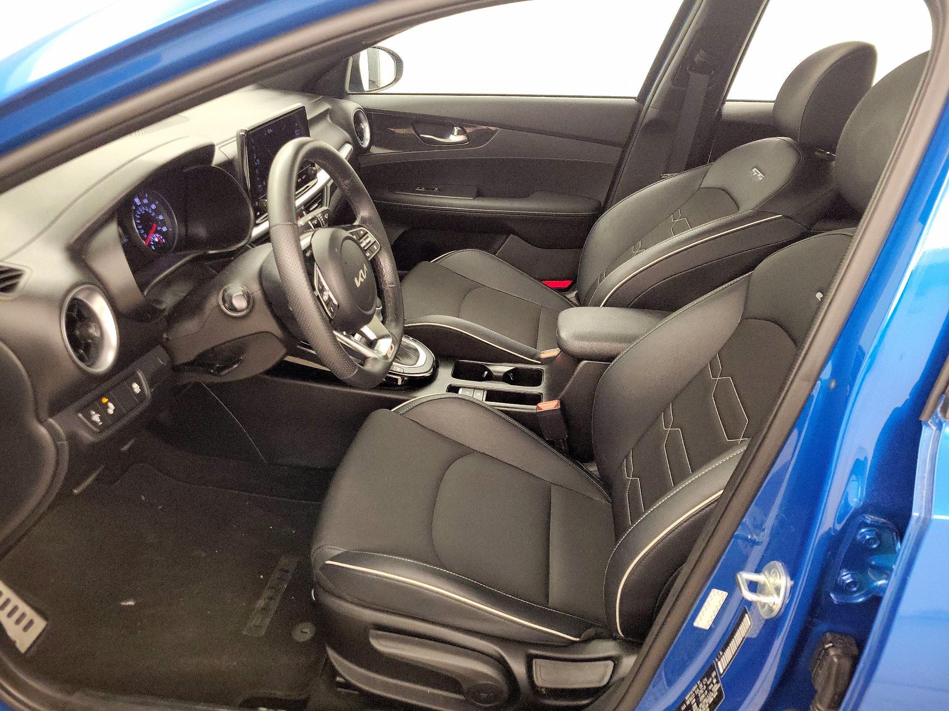 Thumbnail: 2023 Kia Forte - 11