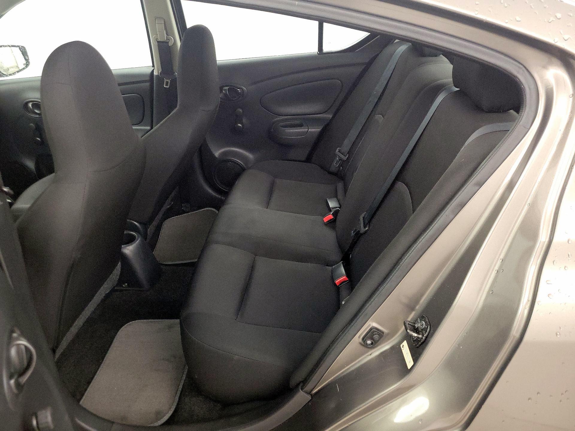 Thumbnail: 2016 Nissan Versa - 18